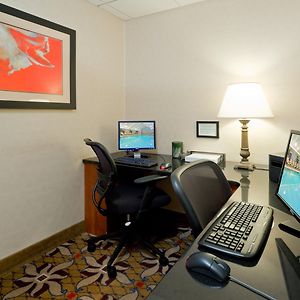 Holiday Inn South Plainfield-Piscataway, An Ihg Hotel